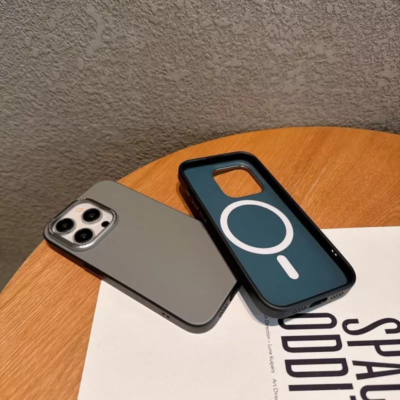 Evelatus Apple iPhone 16 Pro Max PC NeoCase mit MagSafe Braun