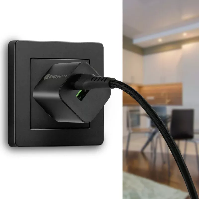 everActive CBB-1CIR USB-C auf Lightning RGB LED Kabel 1m 27W PD Schwarz