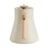 Fellow Stagg EKG PRO Elektrischer Pour-Over-Wasserkocher 900ml Sesam-Beige mit Holzgriff