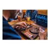 Hercules DJ Essentials Kit mit DJControl Inpulse 200, DJMonitor 32 Lautsprechern und HDP DJ45 Kopfhörern
