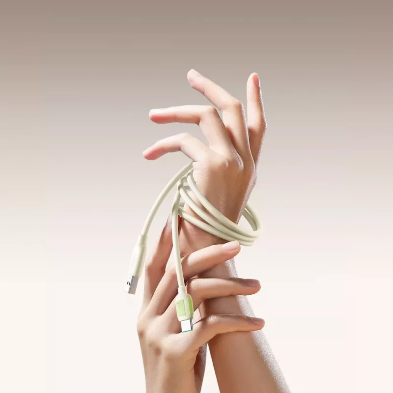 JOYROOM S-A53 USB-A auf USB-C Kabel mit fluoreszierender Spitze 1,2 m Beige