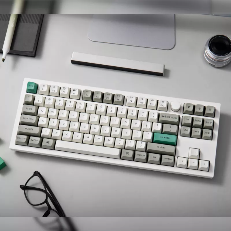 Keychron Q3 Max 80% Vollständig montierte Tastatur mit Drehregler, rote Switches, Hot-Swap Gateron Jupiter RGB Wireless Tastatur - Shell White