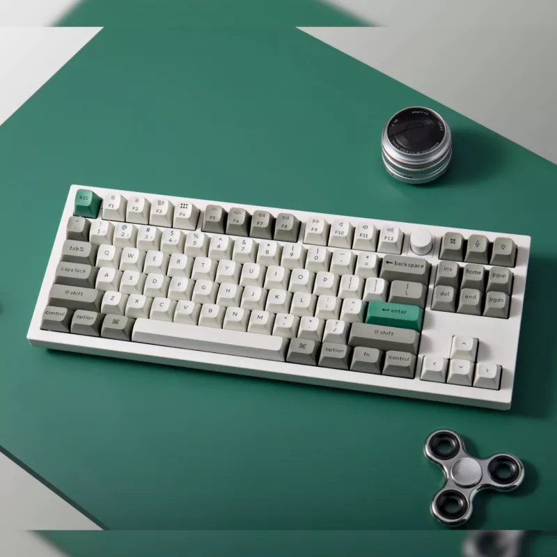 Keychron Q3 Max 80% Vollständig montierte Tastatur mit Drehregler, rote Switches, Hot-Swap Gateron Jupiter RGB Wireless Tastatur - Shell White