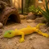 LEAN TOYS Goldener Gecko Gummi-Figur dehnbar realistisches Reptil 15,5 cm