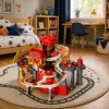 LEAN TOYS Interaktives Parkhaus mit Waschanlage und Werkstatt – Feuerwehr Spielset mit 8 Autos