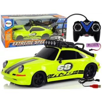 LEAN TOYS Sportwagen 1:18 Grün Ersatzrad Pilot