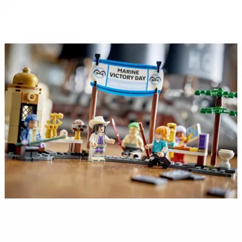 LEGO One Piece 75646 Garps Marine-Schlachtschiff Bausatz