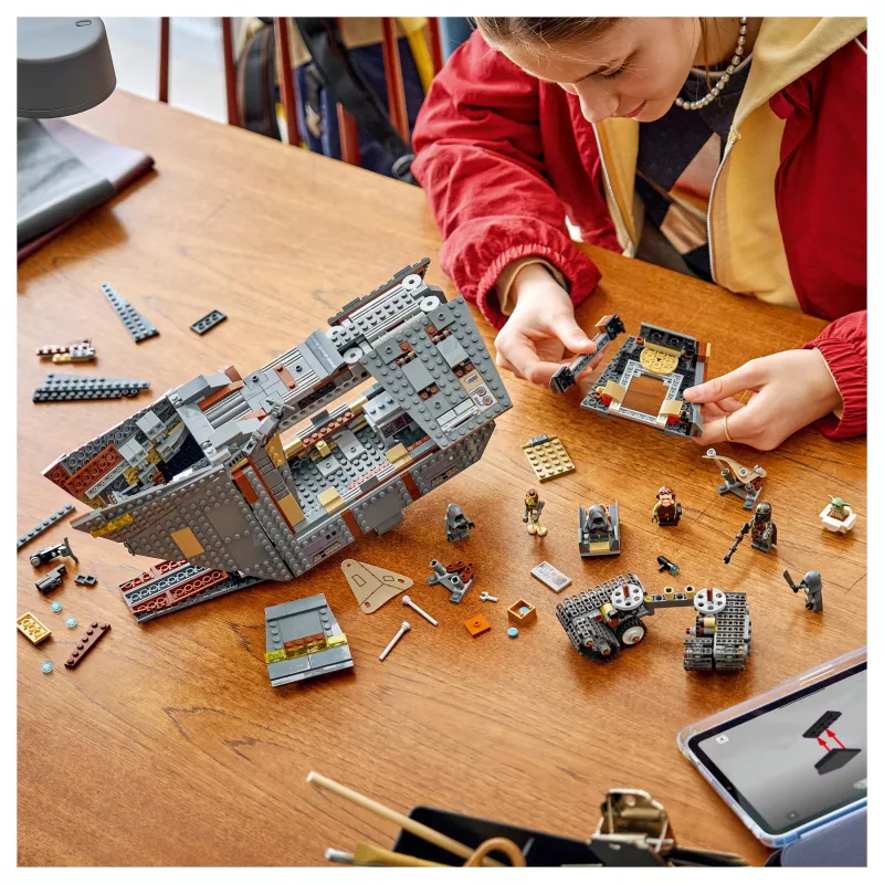 LEGO Star Wars Offworld Sandcrawler und Mudhorn 75453