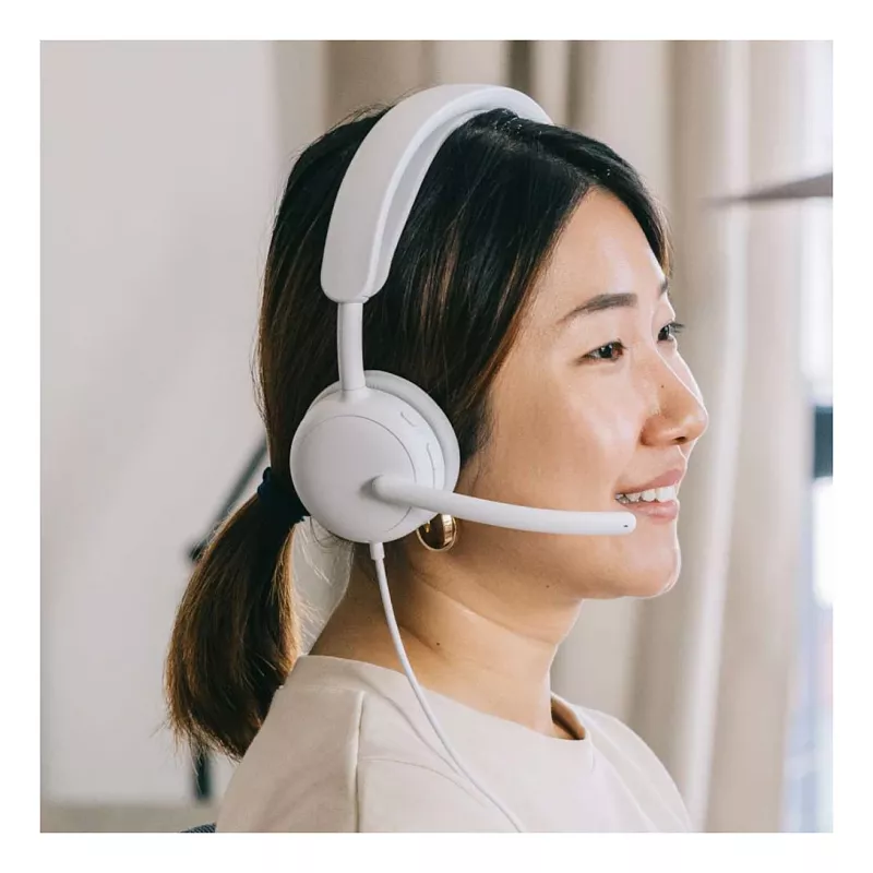 Logitech Zone Wired 2 On-Ear USB-C Headset mit Geräuschunterdrückendem Bügelmikrofon, Off-White