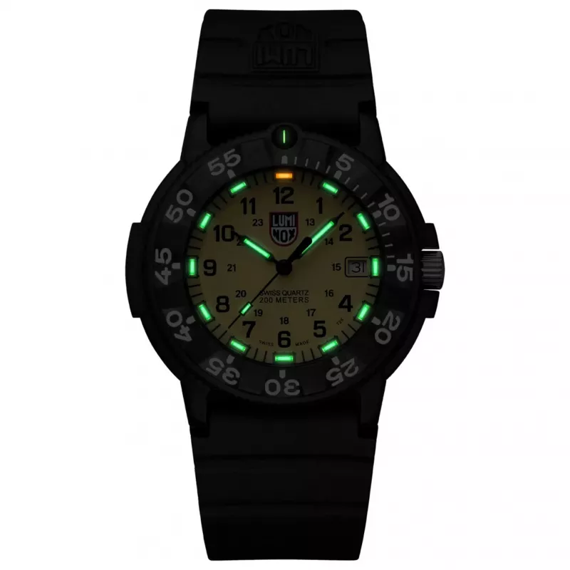 Luminox Navy SEAL Colormark 3000 Series Herrenuhr XS.3005.F 43mm Schwarz Gummi