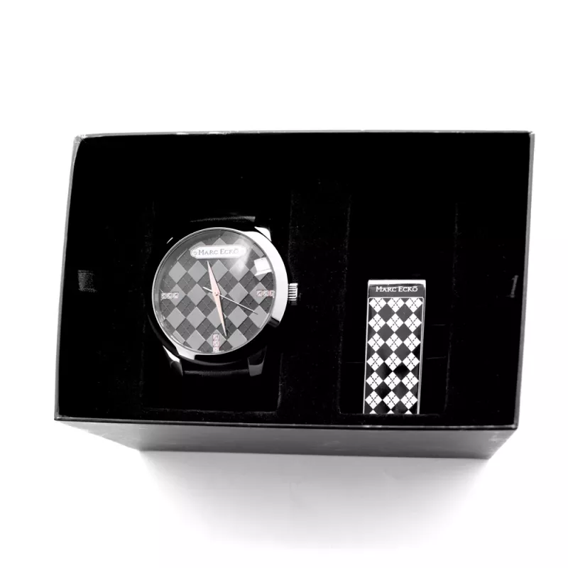 MARC ECKO Herren Armbanduhr E11591G1 - 45mm Quarz Analog Schwarz Zifferblatt Silber Armband