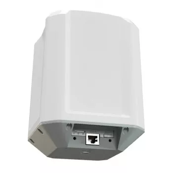 MikroTik LAMP 5G R16 5G Router mit 8x Gigabit Ethernet und 2.5G SFP+