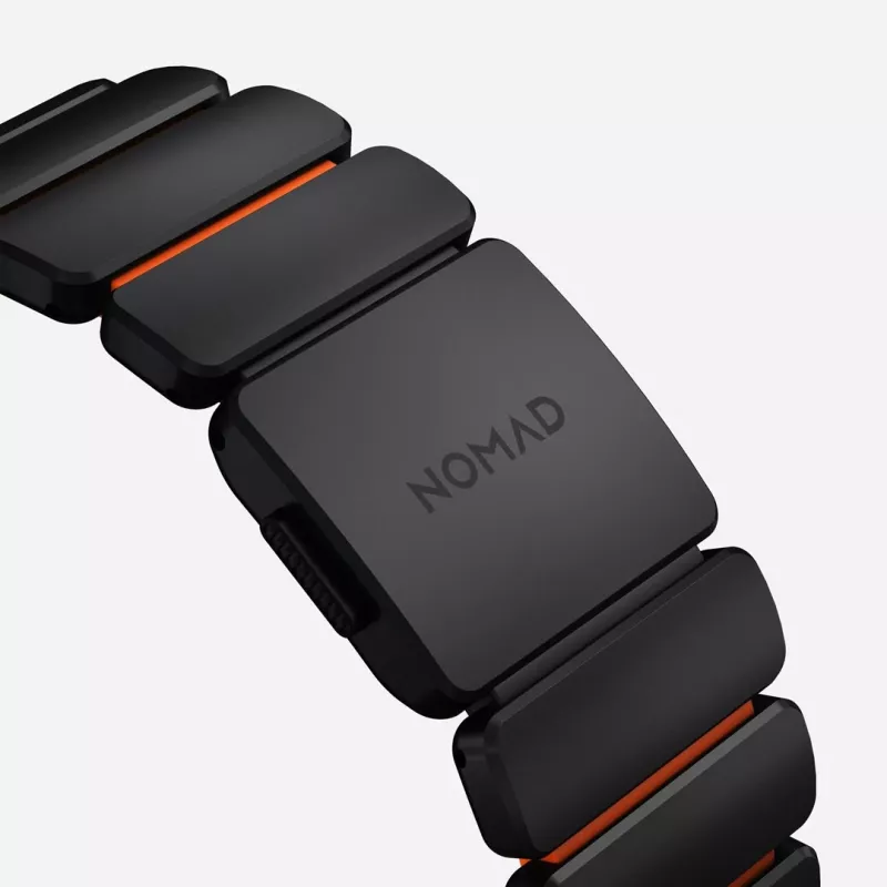 NOMAD Stratos Band - Titanarmband für Apple Watch 49mm mit FKM (Black Titanium, Ultra Orange FKM)