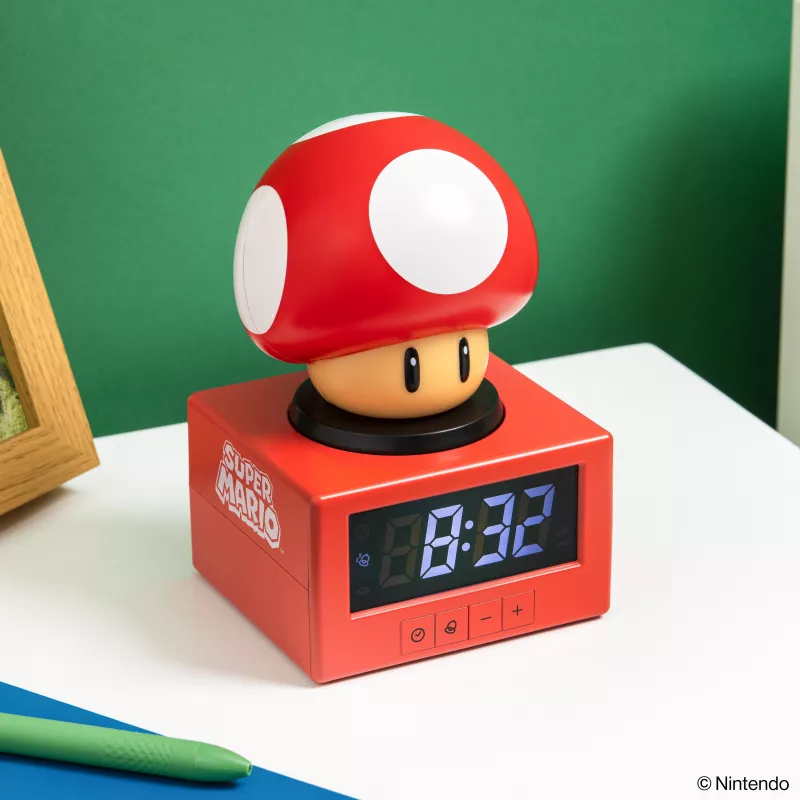 Paladone Super Mario Super Mushroom Icon Alarm Clock - Digital LCD, USB Powered, Official Nintendo Sound Effects, Rot/Weiß