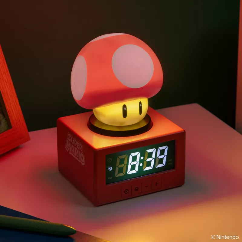 Paladone Super Mario Super Mushroom Icon Alarm Clock - Digital LCD, USB Powered, Official Nintendo Sound Effects, Rot/Weiß