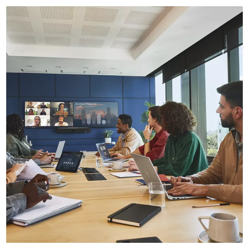Poly Studio X72 All-in-One 4K UHD Video Conferencing Bar - Ohne Netzkabel