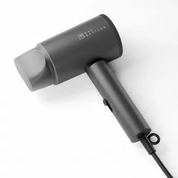 Ray Battler RB 7007 Haartrockner HD-7007 - 2000W Ionen Keramik AC-Motor, 3 Heizstufen/2 Geschwindigkeitsstufen, Kaltluftstoß, Konzentratordüse, Schwarz