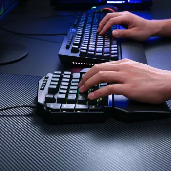Redragon K585 DITI ELITE PRO RGB 40% Kabellose Mechanische Gaming-Tastatur - Blaue Switches