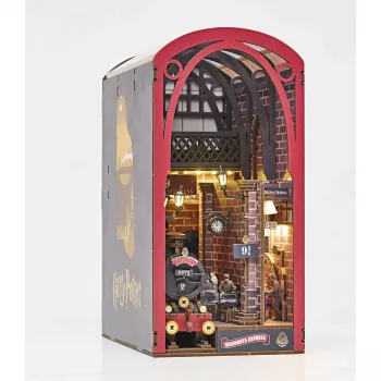 Revell Tiny Adventures - Harry Potter Hogwarts Express Snap-Fit Model Kit