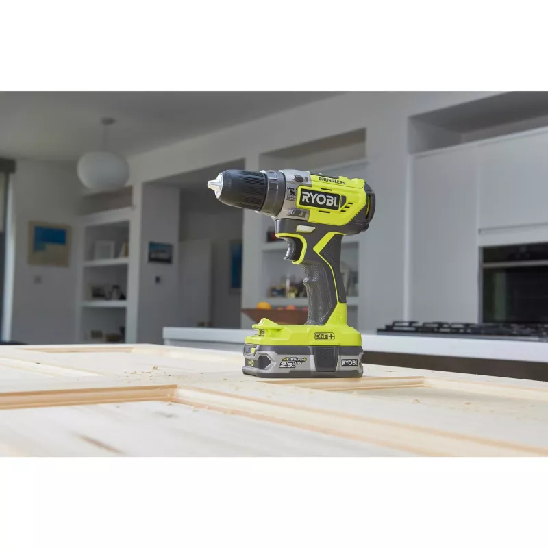 RYOBI ONE+ Akku-Schlagbohrschrauber R18PD5-220S, 18V (Grün/Schwarz, 2x 2,0 Ah Li-Ion Akkus)