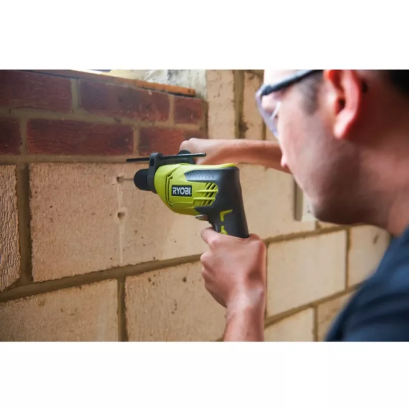 Ryobi RPD680-K Bohrhammer mit Zahnkranzbohrfutter 680W 230V