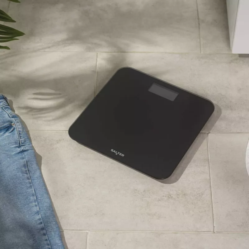 Salter SA00600BCFEU12 Brushed Finish Electronic Scale - Schwarz, 5 kg Digitale Küchenwaage