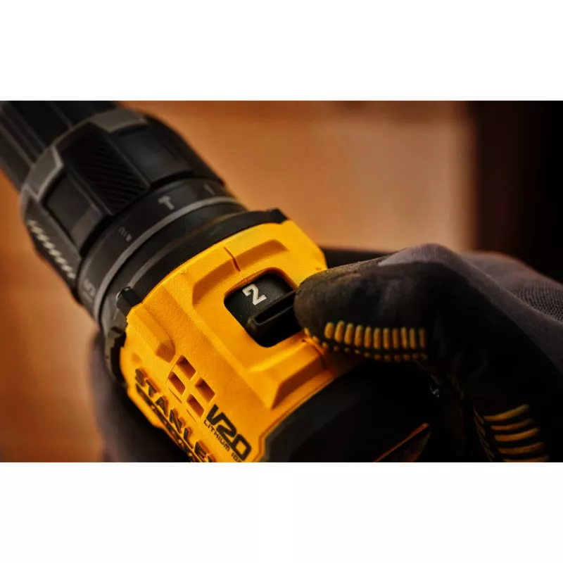 STANLEY Akku-Schlagbohrschrauber (SFMCD716D1T-QW), 18V (Schwarz/Gelb, Li-Ion Akku 2,0 Ah, Pro-Stack Koffer)