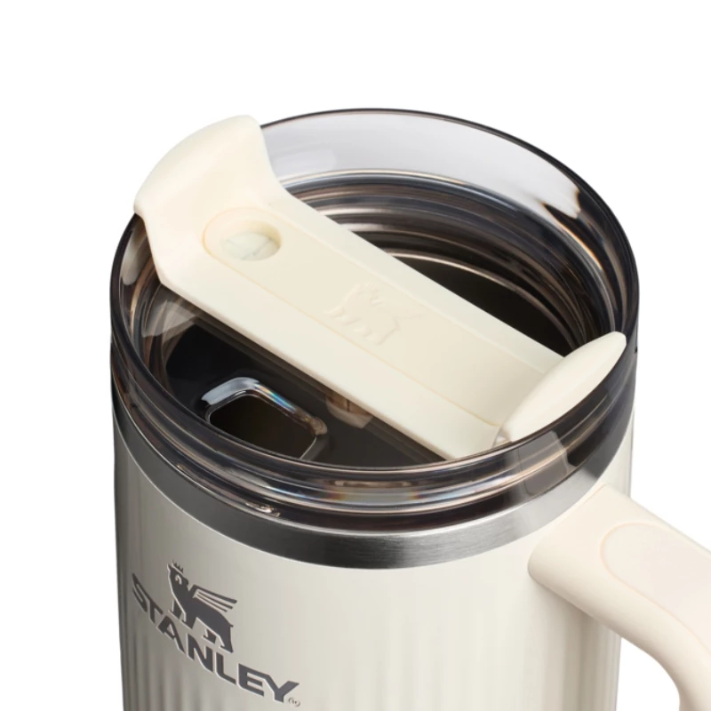 STANLEY The Quencher H2.0 Fluted Tumbler 1,18L Glossy Cream mit Strohhalm