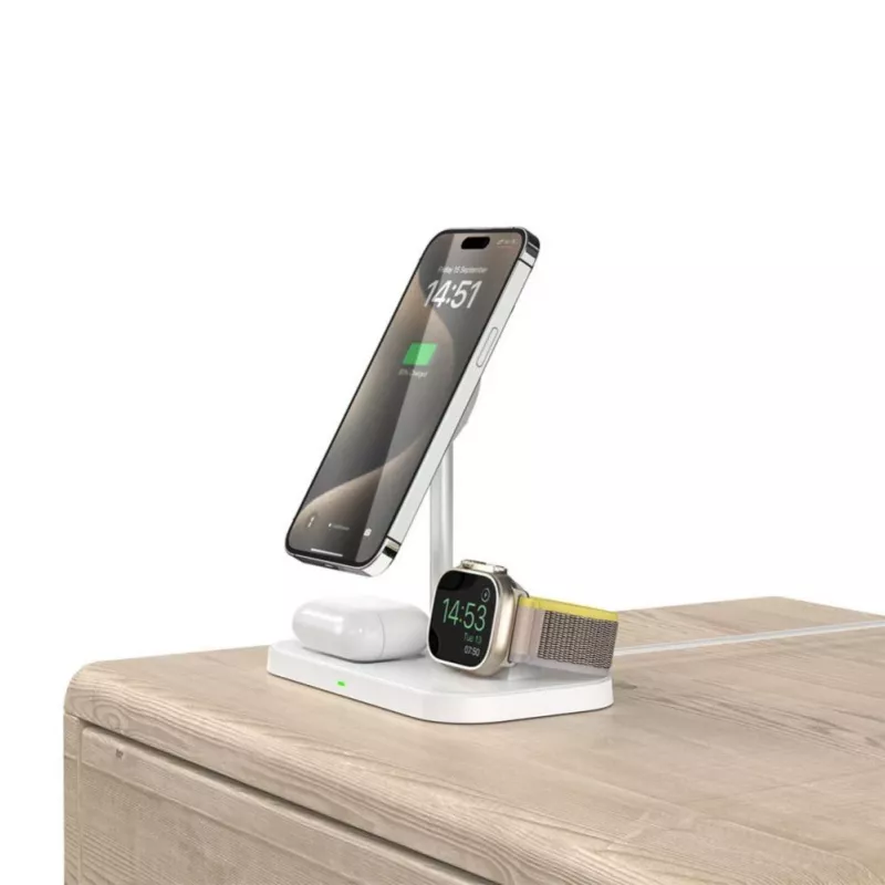 Tech-Protect Weiße MagSafe-Hülle für Apple iPhone 15 Pro Max