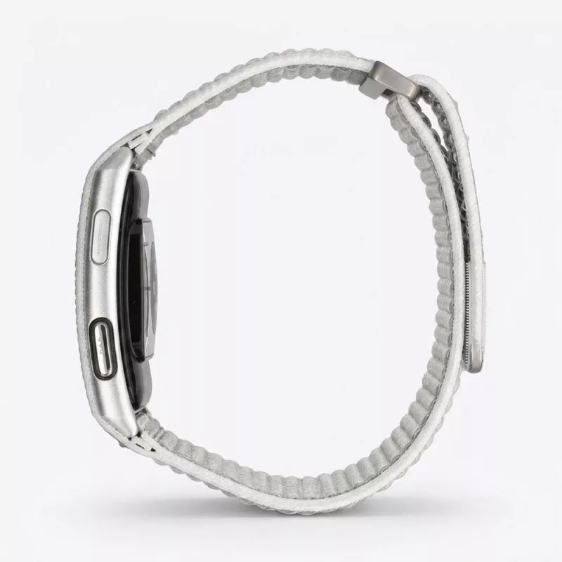 Titmo Loop I-110 Silbernes Smartband mit EKG, HRV, HF, BD, SpO2, IP68