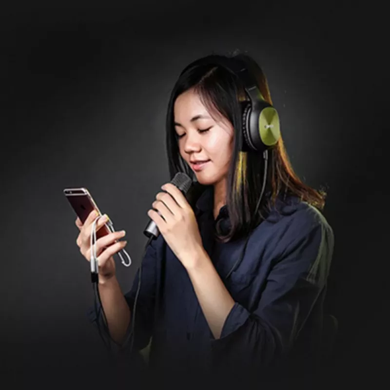 UGREEN AV134 3,5mm Audio-Y-Splitter-Kabel 20cm Weiß