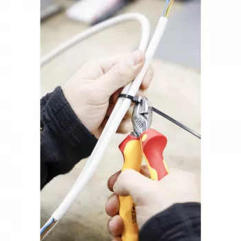 Wiha 43458 Professional electric Seitenschneider 200 mm, VDE-isoliert, Rot/Gelb