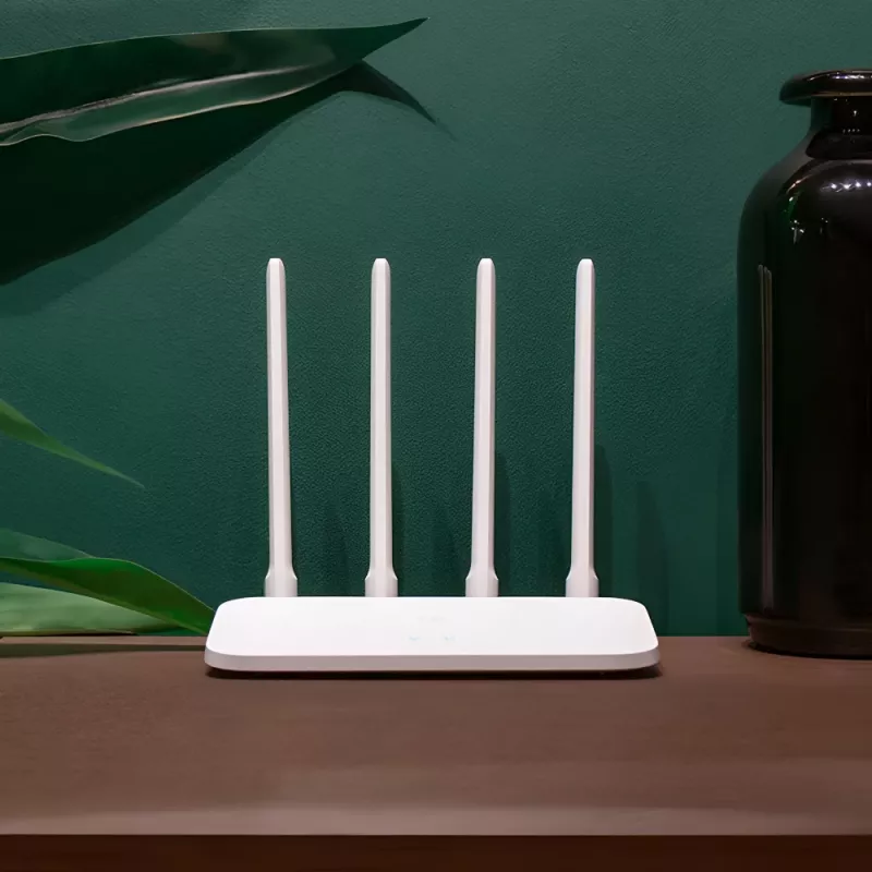 Xiaomi Mi Router 4C Wi-Fi 4 Wireless Router (2.4GHz, 300 Mbps, 4 Antennen, 3x Fast Ethernet) Weiß