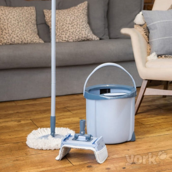 YORK Rotary MOP SPECIAL Bodenreinigungsset mit Fußpedal-Wringer, 12L Eimer, Teleskopstiel, 2 Mikrofaser-Köpfe